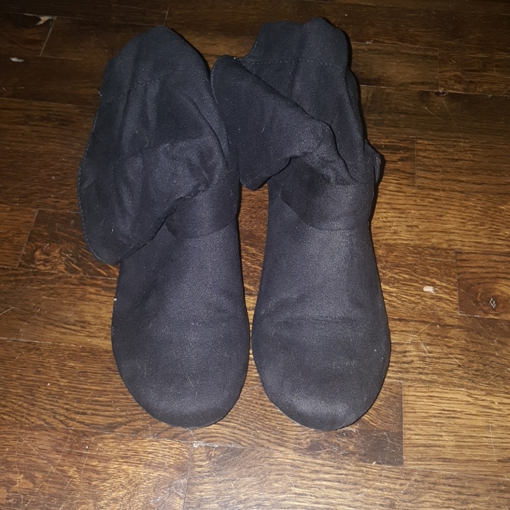 Black boots